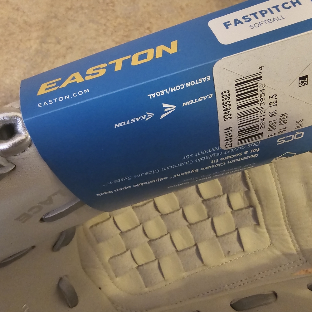 Easton Fastpitch Softball Glove